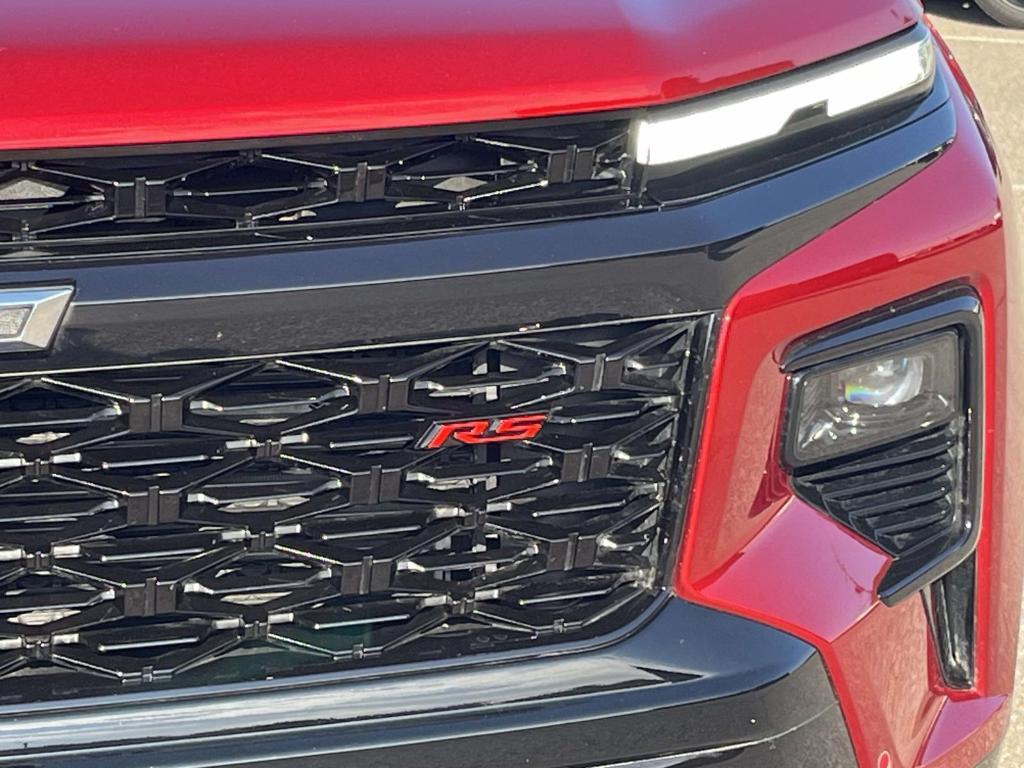 used 2024 Chevrolet Traverse car, priced at $55,400