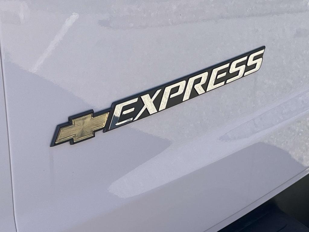 new 2025 Chevrolet Express 3500 car, priced at $55,373