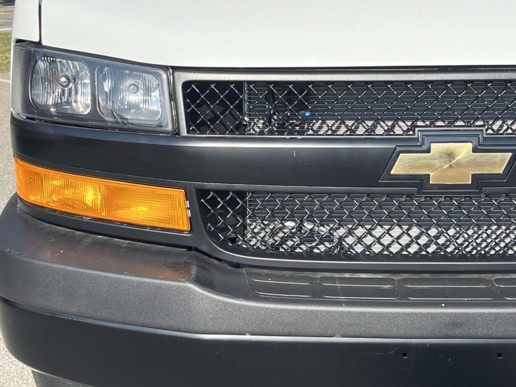 new 2025 Chevrolet Express 3500 car, priced at $55,373