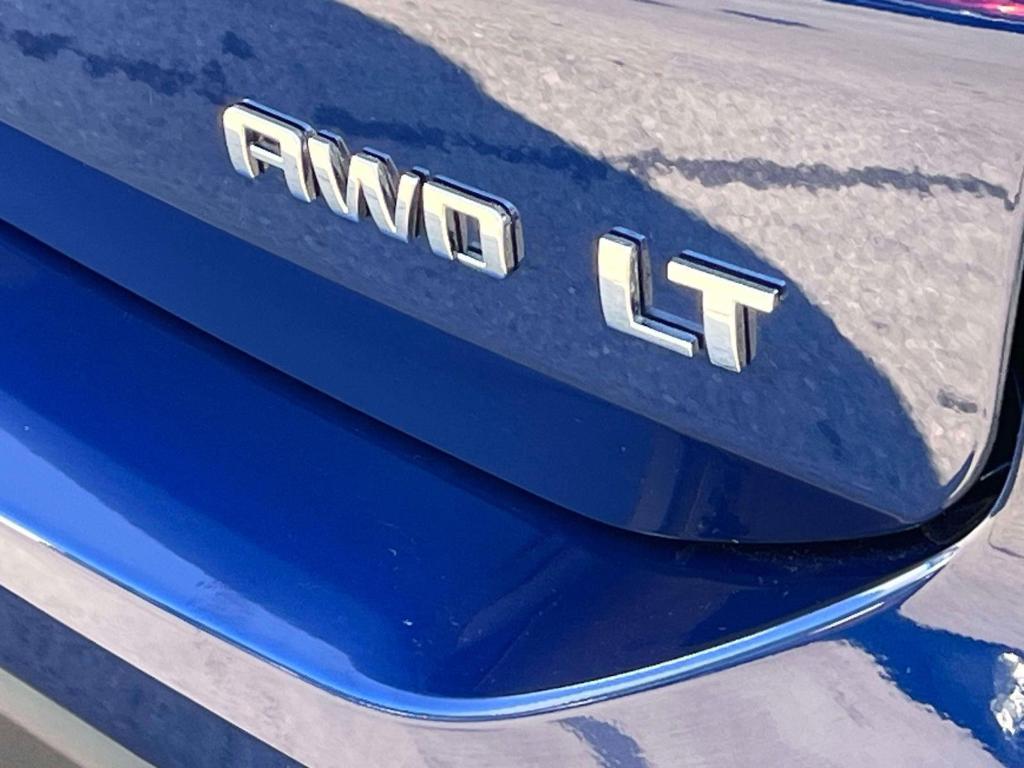 used 2022 Chevrolet Equinox car, priced at $27,990