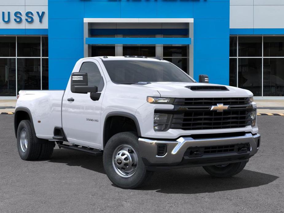 new 2025 Chevrolet Silverado 3500 car, priced at $65,720