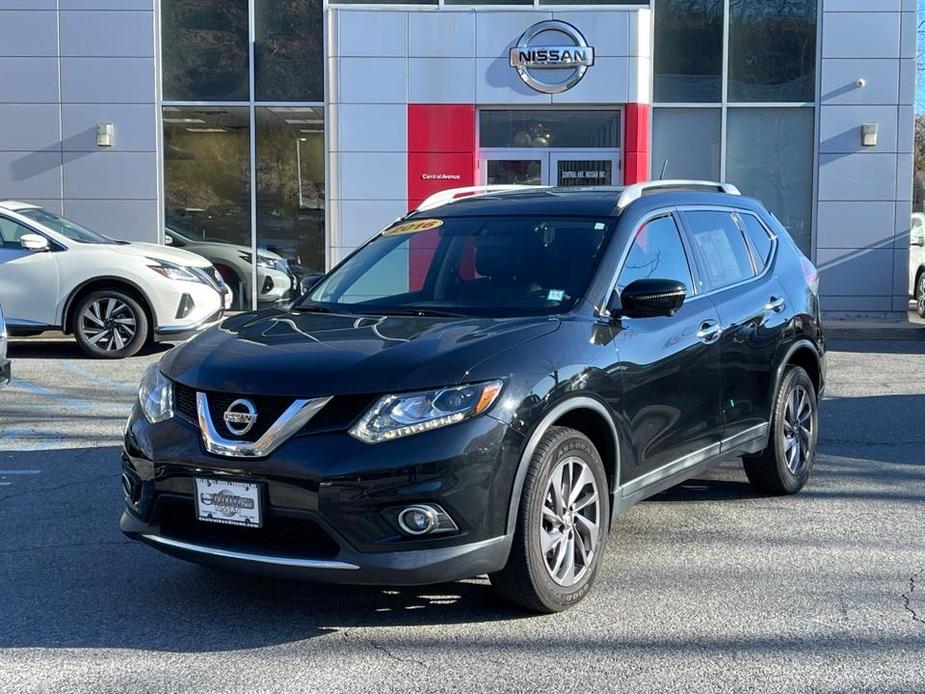 used 2016 Nissan Rogue car, priced at $16,795