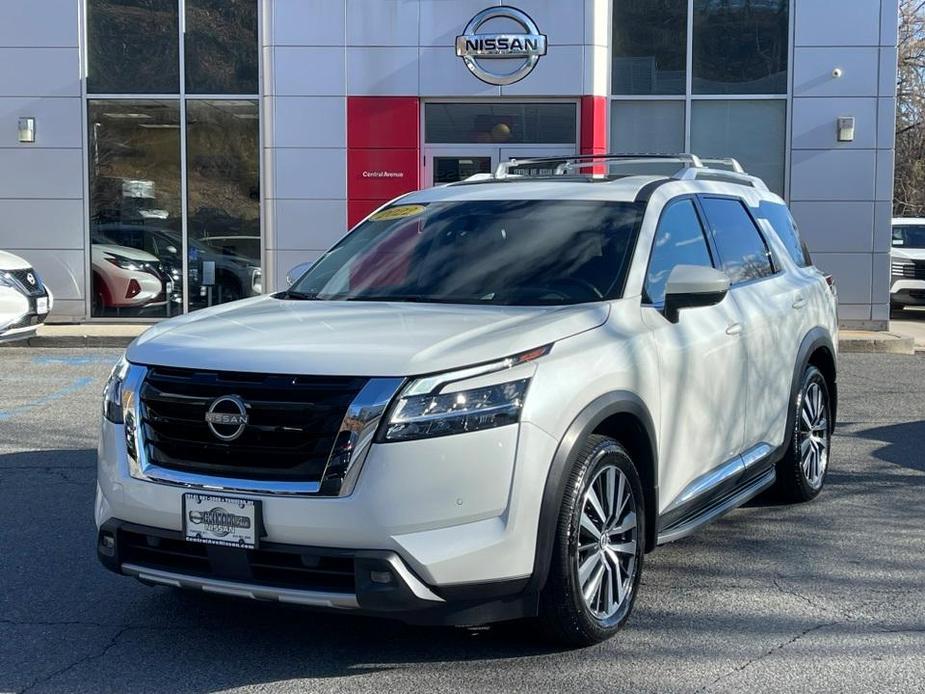 used 2022 Nissan Pathfinder car, priced at $33,001