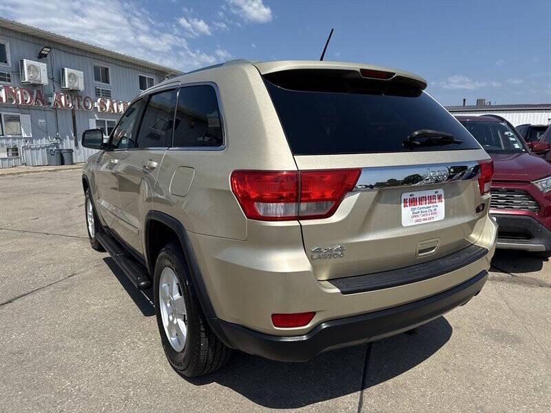 used 2011 Jeep Grand Cherokee car, priced at $11,900