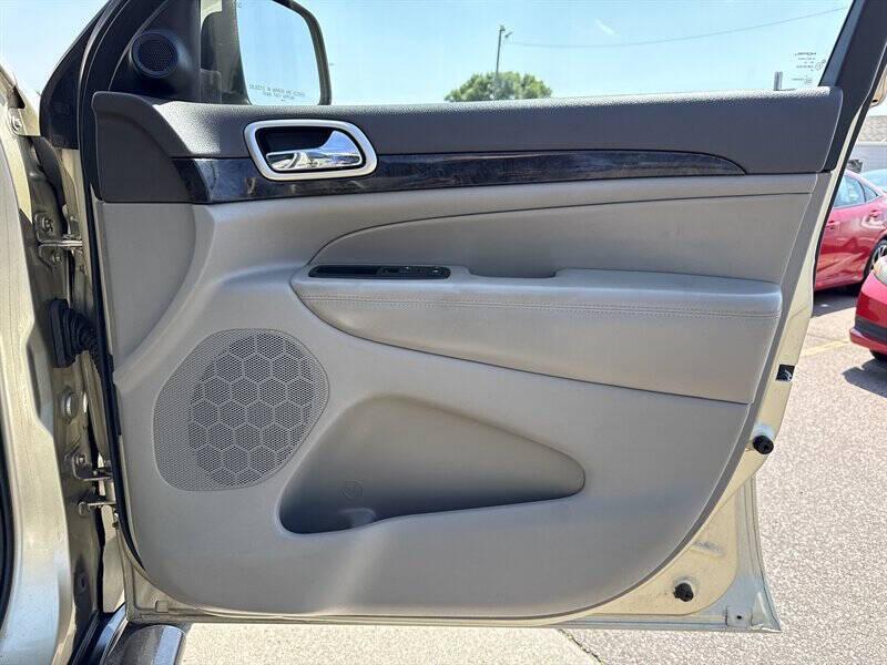 used 2011 Jeep Grand Cherokee car, priced at $11,900