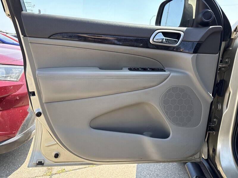used 2011 Jeep Grand Cherokee car, priced at $11,900
