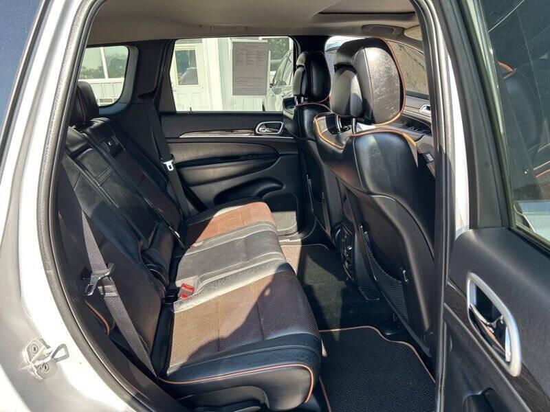 used 2011 Jeep Grand Cherokee car, priced at $12,900