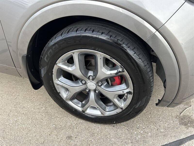 used 2018 Kia Sorento car, priced at $13,900