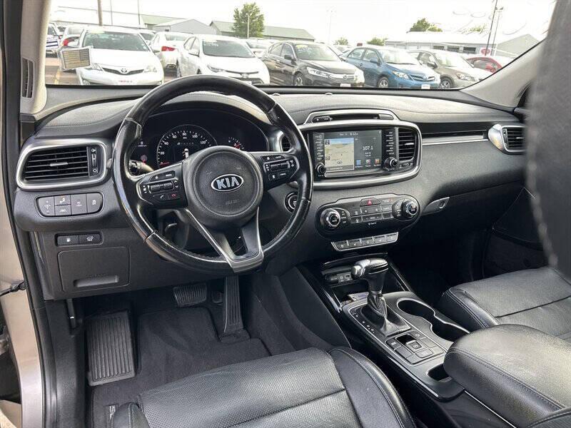used 2018 Kia Sorento car, priced at $13,900
