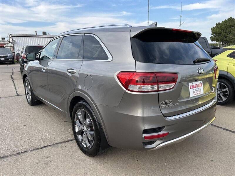 used 2018 Kia Sorento car, priced at $13,900