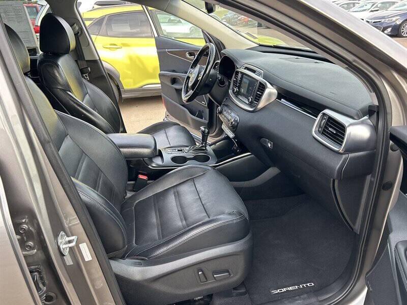 used 2018 Kia Sorento car, priced at $13,900