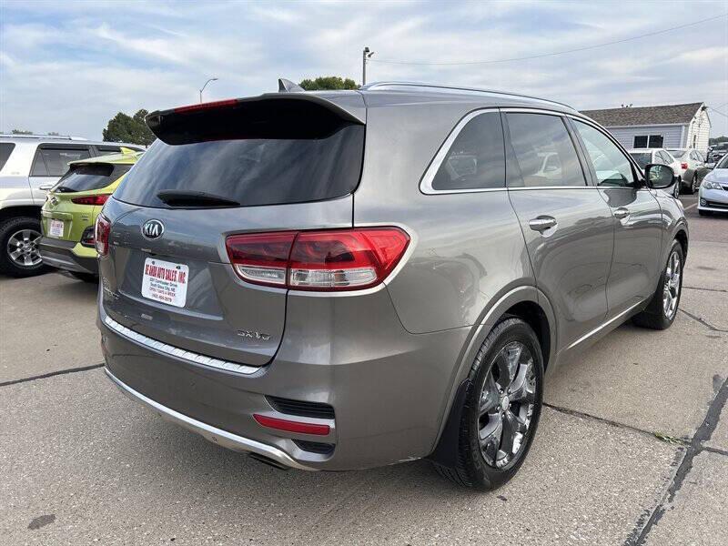 used 2018 Kia Sorento car, priced at $13,900