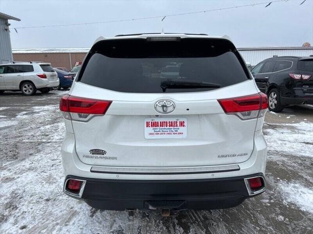 used 2018 Toyota Highlander car, priced at $24,900