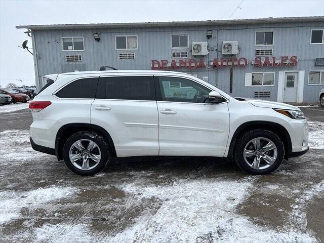 used 2018 Toyota Highlander car, priced at $24,900