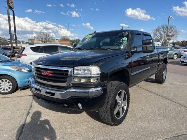 used 2005 GMC Sierra 2500 car, priced at $11,995