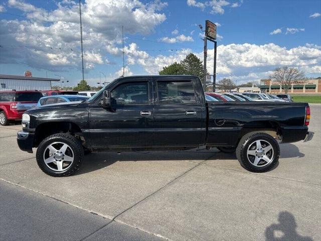 used 2005 GMC Sierra 2500 car, priced at $11,995
