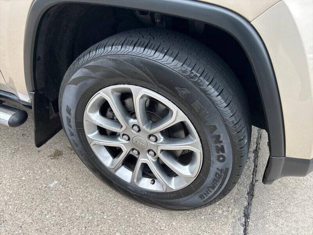used 2015 Jeep Grand Cherokee car, priced at $13,995