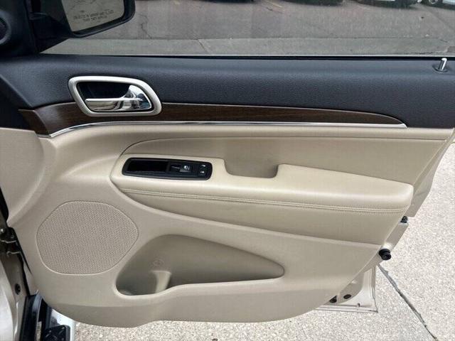 used 2015 Jeep Grand Cherokee car, priced at $13,995