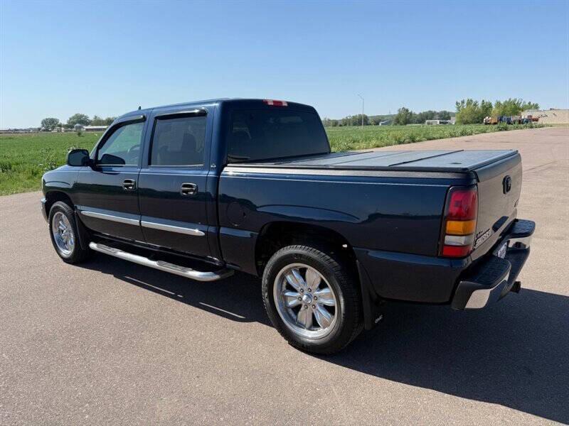 used 2006 GMC Sierra 1500 car, priced at $17,900