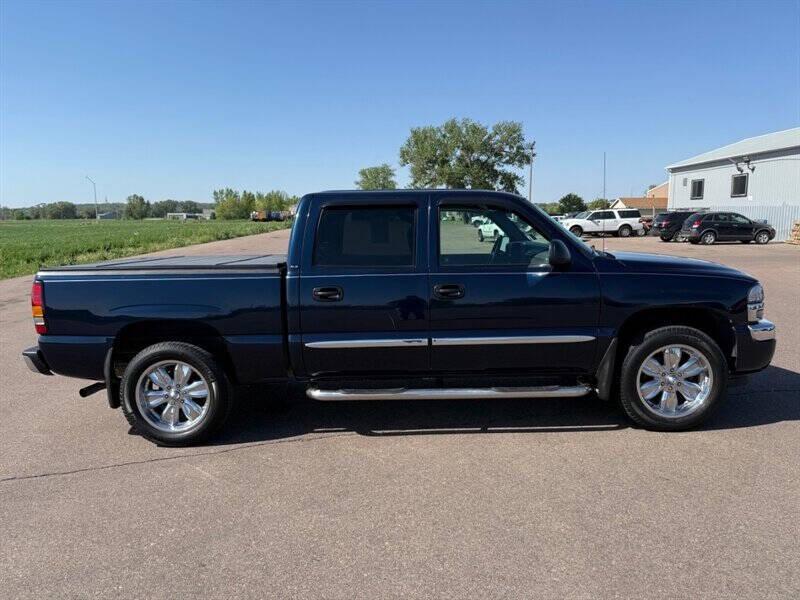 used 2006 GMC Sierra 1500 car, priced at $17,900