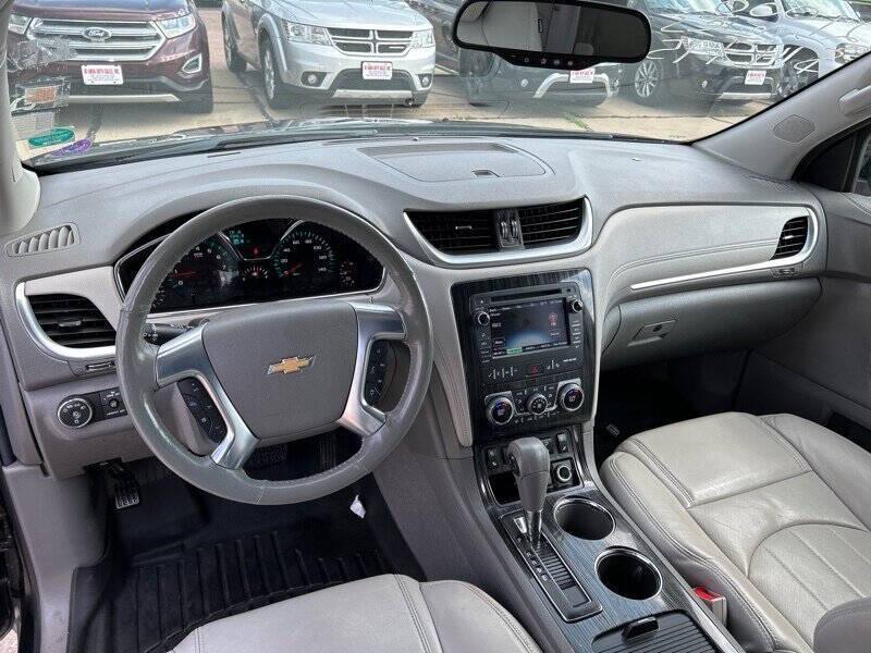 used 2016 Chevrolet Traverse car, priced at $11,995