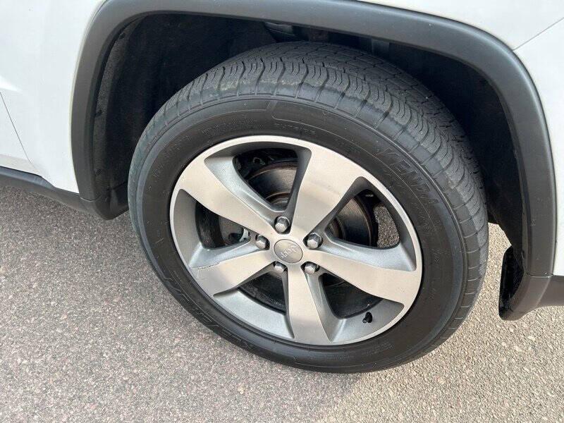 used 2014 Jeep Grand Cherokee car, priced at $10,995