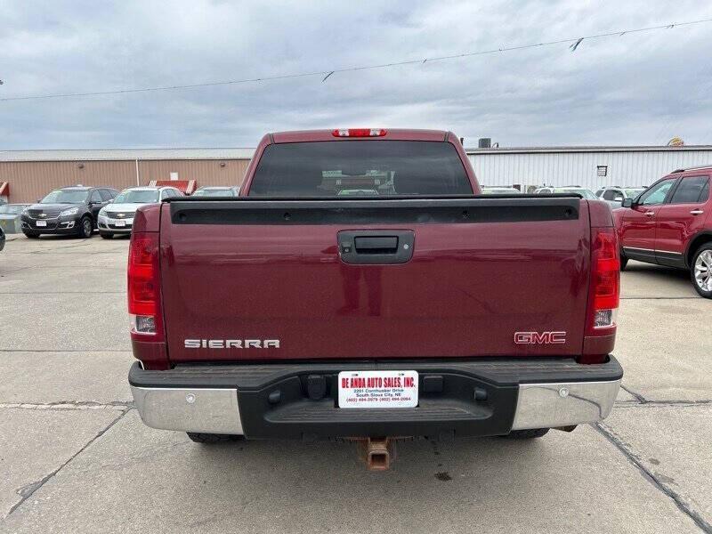 used 2013 GMC Sierra 1500 car, priced at $15,900