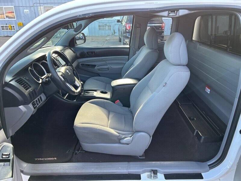 used 2015 Toyota Tacoma car, priced at $12,995
