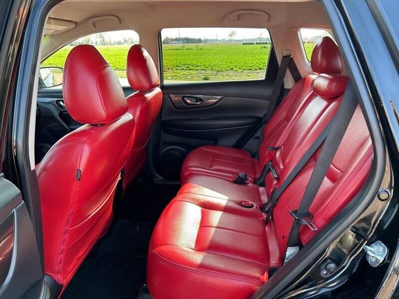 used 2019 Nissan Rogue car, priced at $15,995