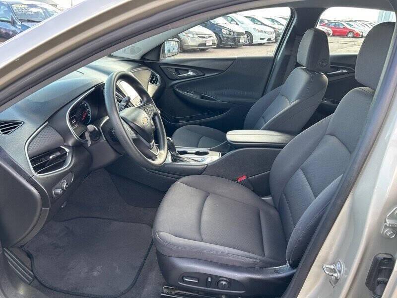 used 2016 Chevrolet Malibu car, priced at $9,900