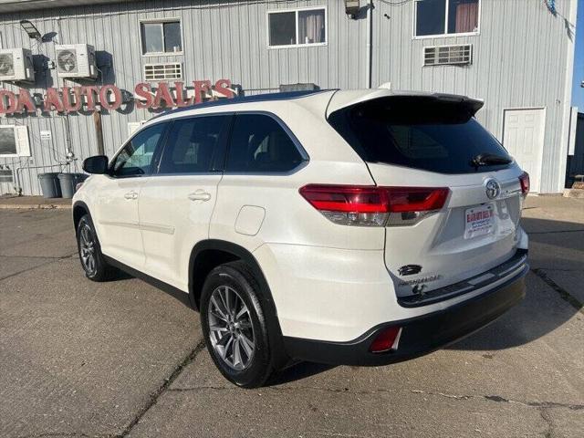 used 2019 Toyota Highlander car, priced at $26,995