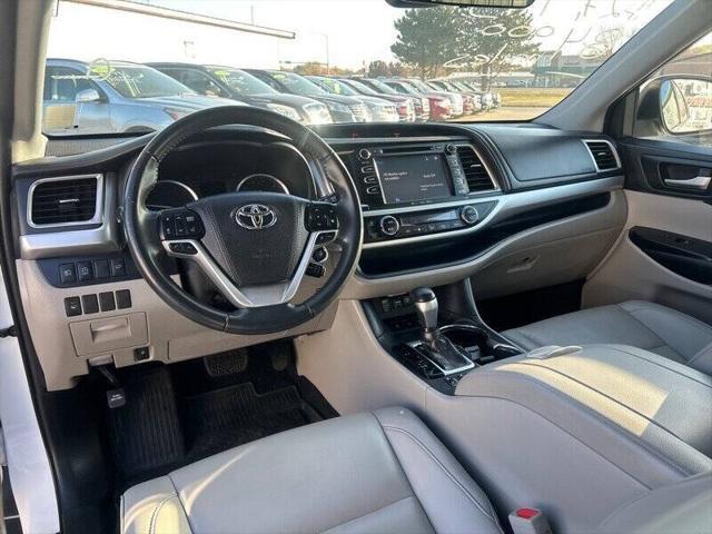 used 2019 Toyota Highlander car, priced at $26,995