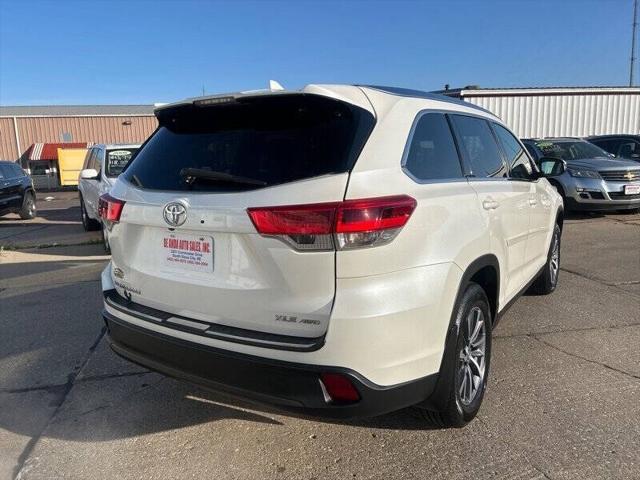 used 2019 Toyota Highlander car, priced at $26,995