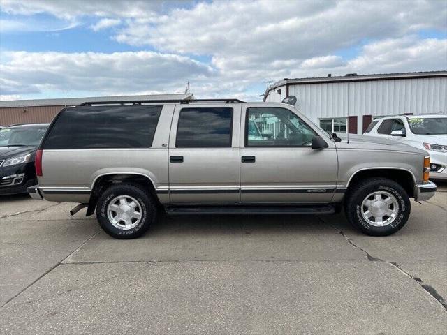used 1999 Chevrolet Suburban car, priced at $10,900
