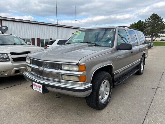 used 1999 Chevrolet Suburban car, priced at $10,900