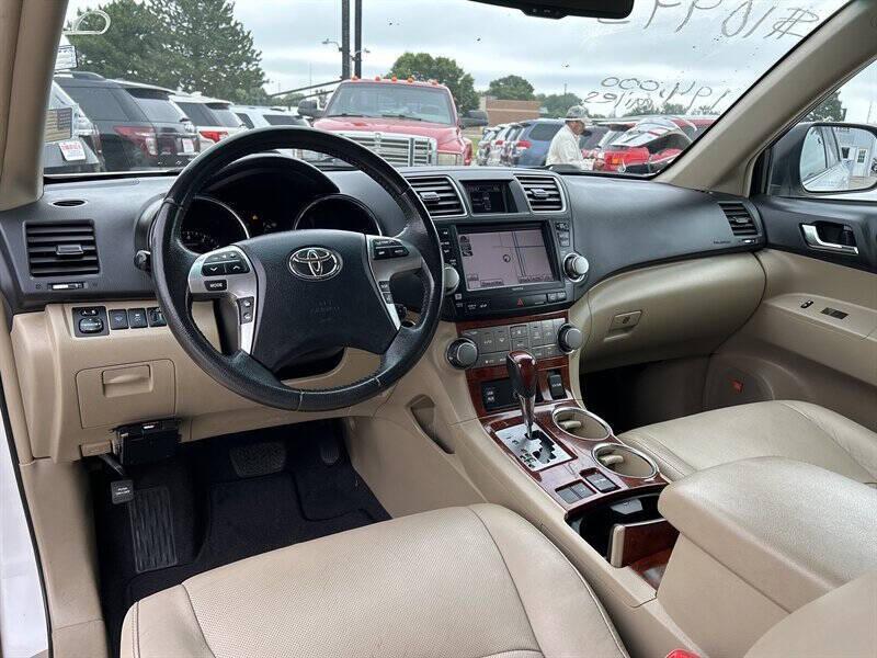 used 2011 Toyota Highlander car, priced at $10,995