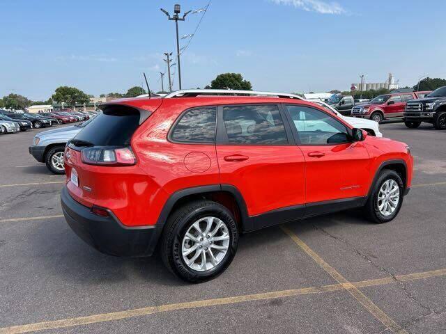 used 2021 Jeep Cherokee car, priced at $12,995