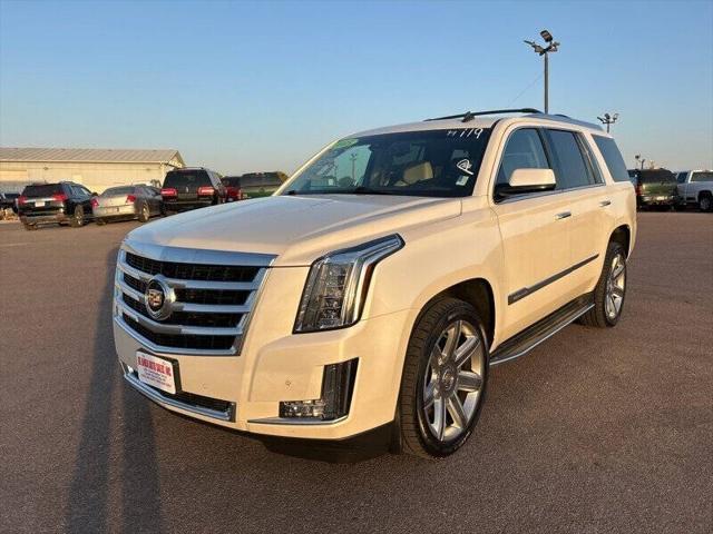 used 2015 Cadillac Escalade car, priced at $24,995