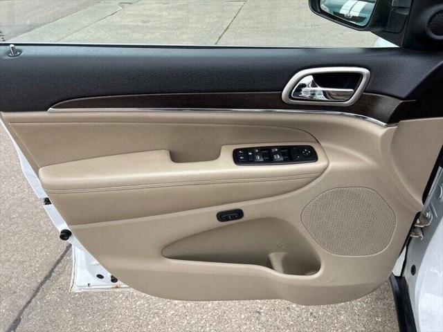 used 2014 Jeep Grand Cherokee car, priced at $12,995