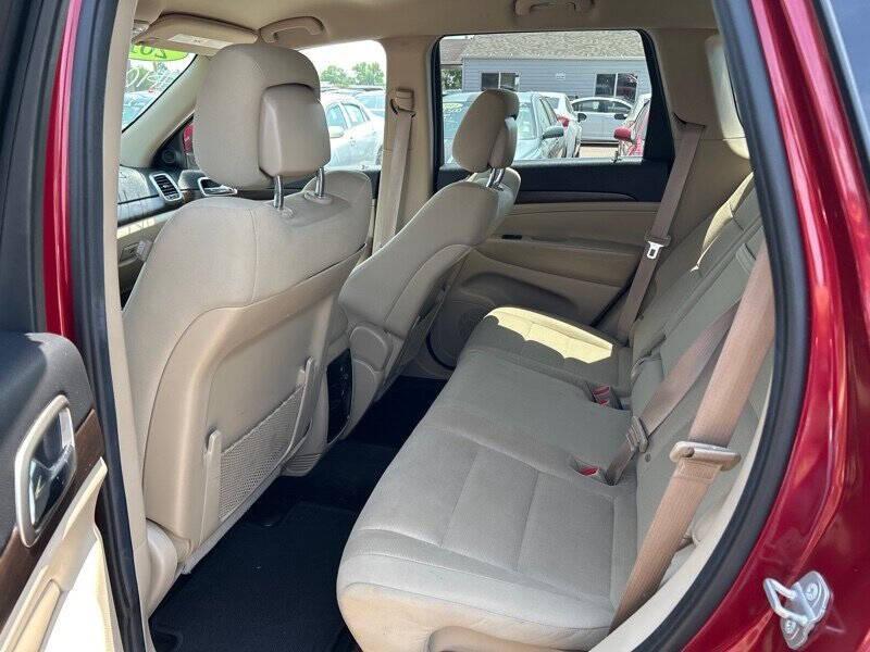 used 2014 Jeep Grand Cherokee car, priced at $10,995