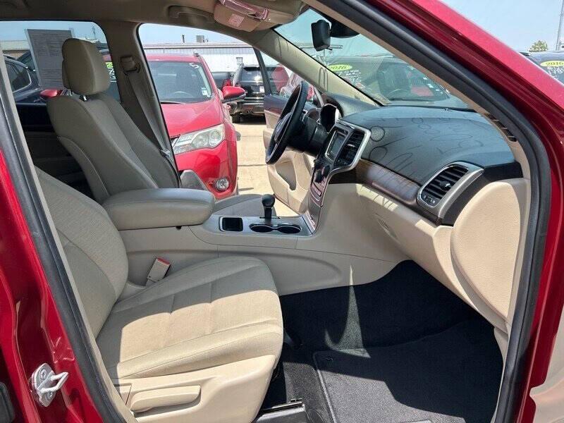 used 2014 Jeep Grand Cherokee car, priced at $10,995