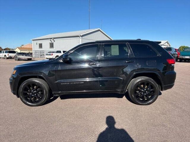 used 2017 Jeep Grand Cherokee car, priced at $17,995