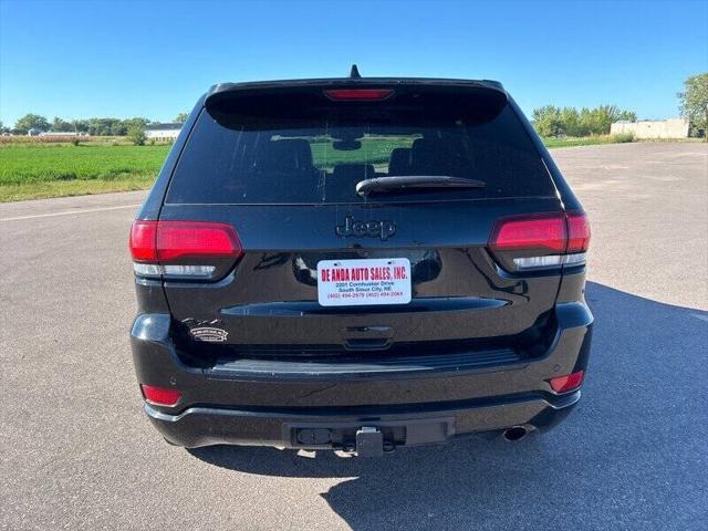 used 2017 Jeep Grand Cherokee car, priced at $17,995