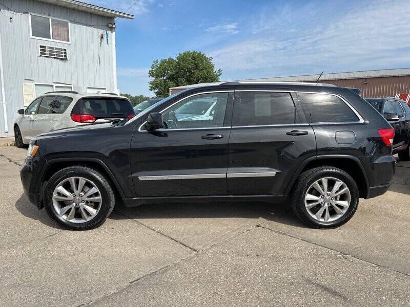 used 2013 Jeep Grand Cherokee car, priced at $11,995