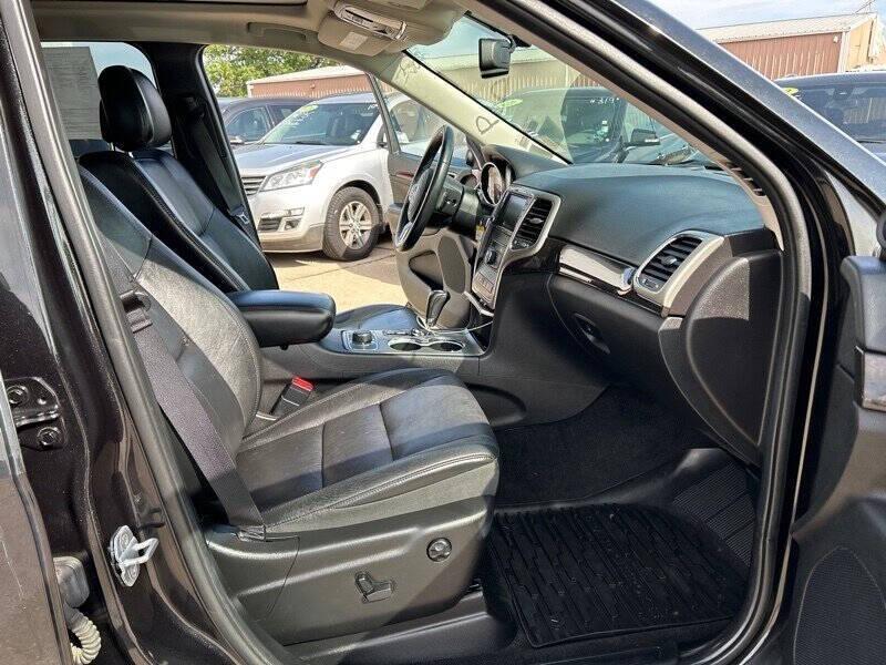 used 2013 Jeep Grand Cherokee car, priced at $11,995