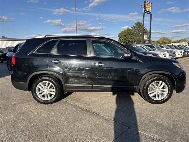 used 2014 Kia Sorento car, priced at $6,900