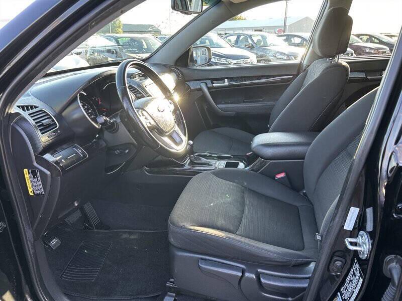 used 2014 Kia Sorento car, priced at $6,900