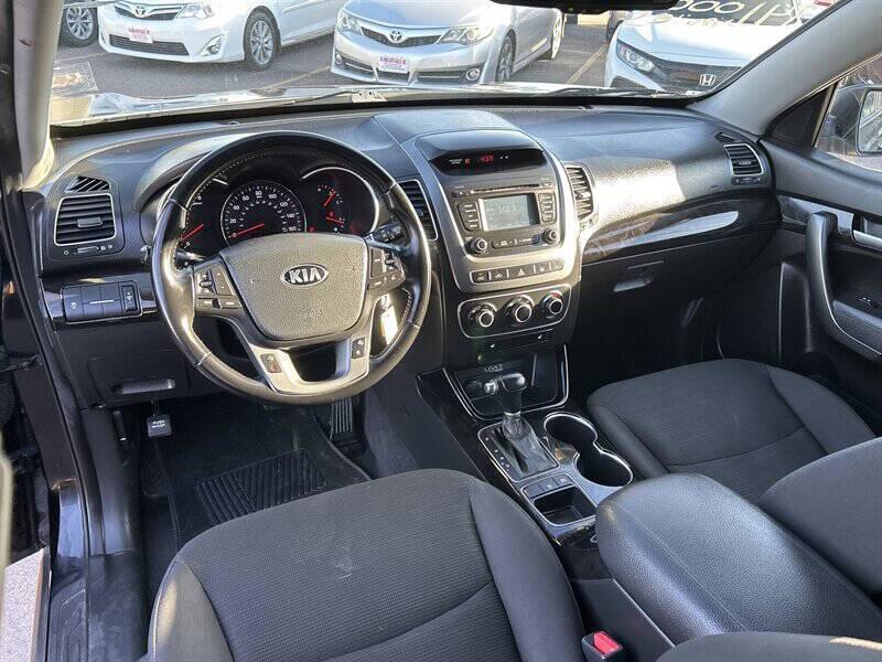 used 2014 Kia Sorento car, priced at $6,900