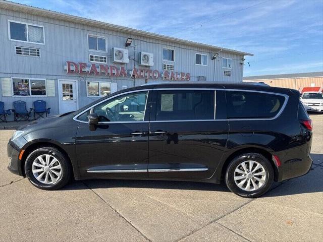 used 2019 Chrysler Pacifica car, priced at $14,995