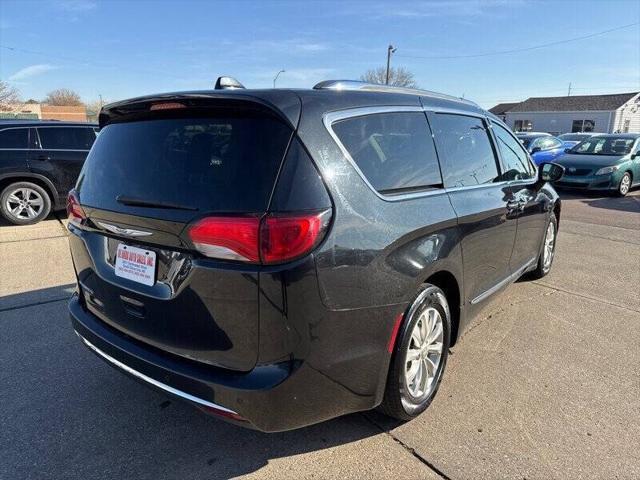 used 2019 Chrysler Pacifica car, priced at $14,995